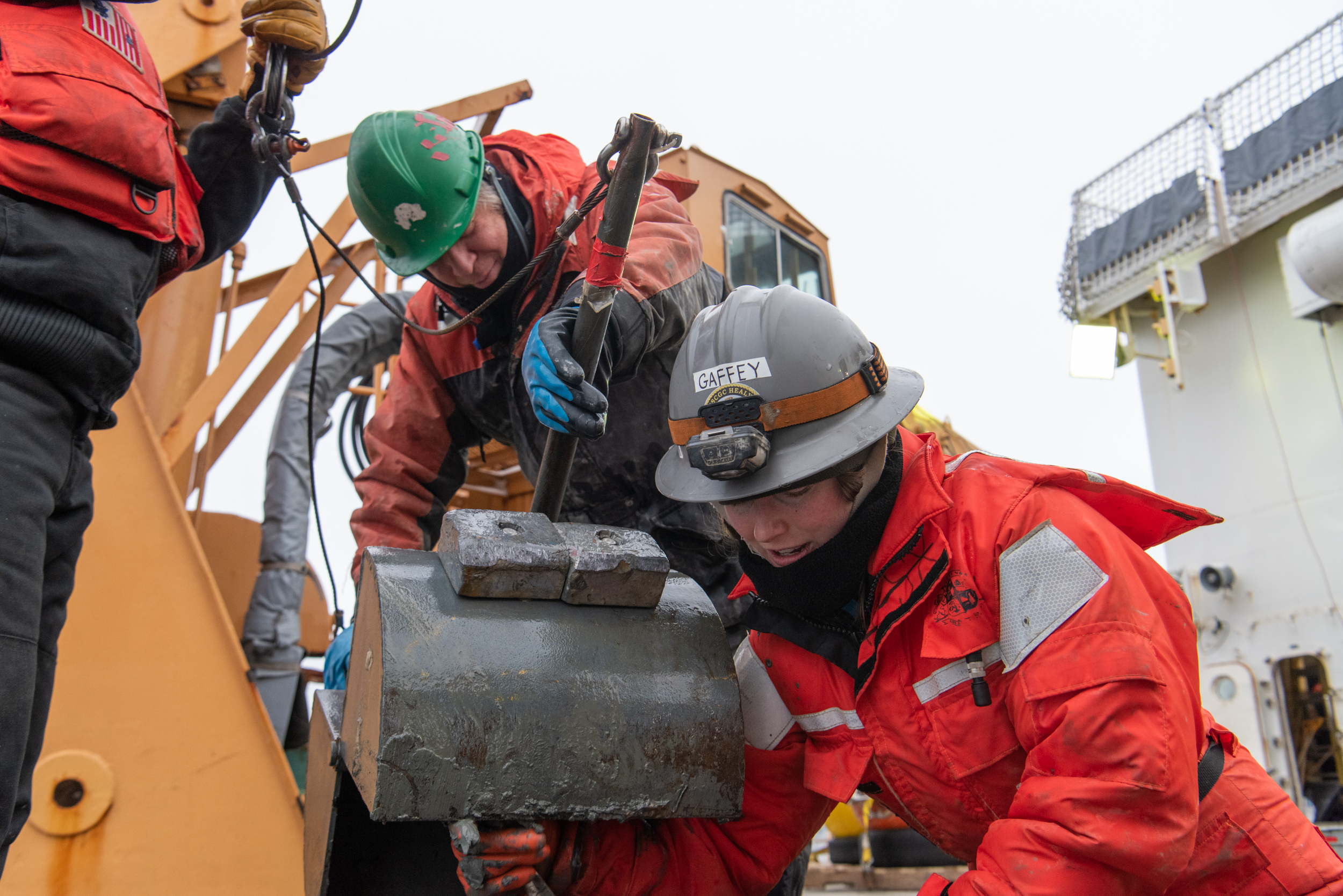 :camera: Leonard Sussman